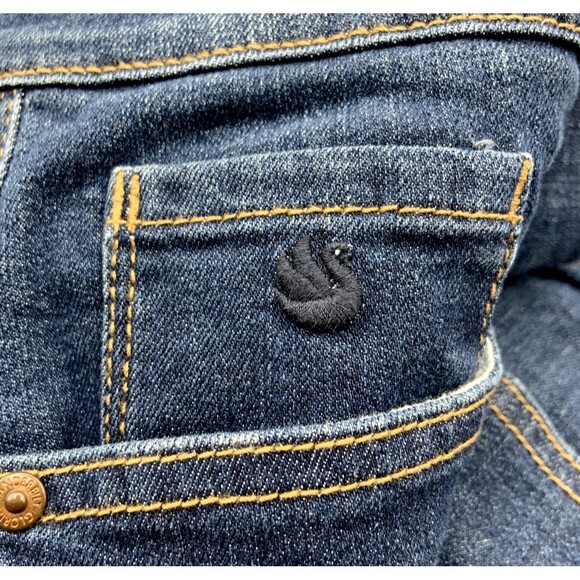 Gloria Vanderbilt Women's Amanda Tapered Leg High Rise Blue Jean 14 Short - Picture 2 of 5